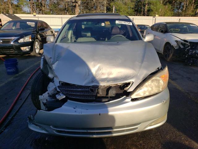 Photo 5 from auction – 2002 TOYOTA CAMRY LE with VIN 4T1BE30K22U626752
