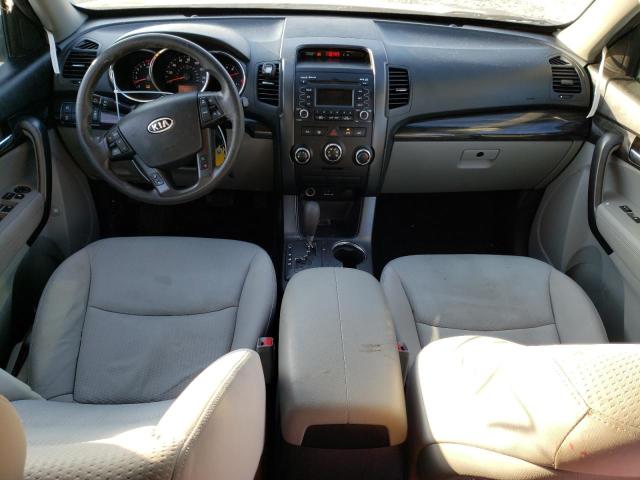 Photo 8 from auction – 2013 KIA SORENTO LX with VIN 5XYKTCA63DG310969