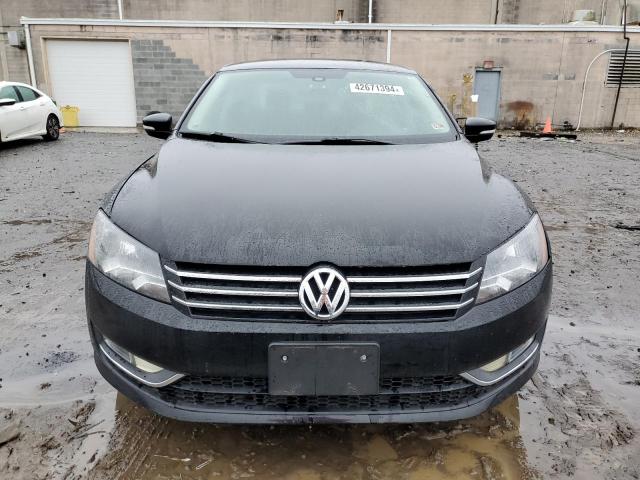 Photo 5 from auction – 2015 VOLKSWAGEN PASSAT S with VIN 1VWAT7A32FC100683