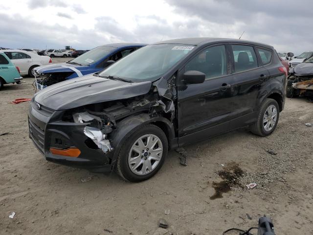 FORD ESCAPE S 2013 with VIN 1FMCU0F7XDUB78983 - Photo from auction