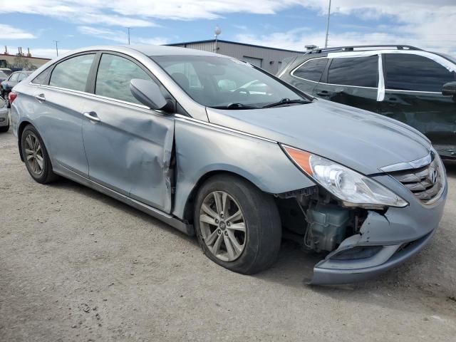 Photo 4 from auction – 2011 HYUNDAI SONATA GLS with VIN 5NPEB4AC4BH102729