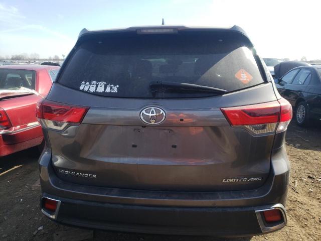 Photo 6 from auction – 2018 TOYOTA HIGHLANDER with VIN 5TDDZRFH9JS898072