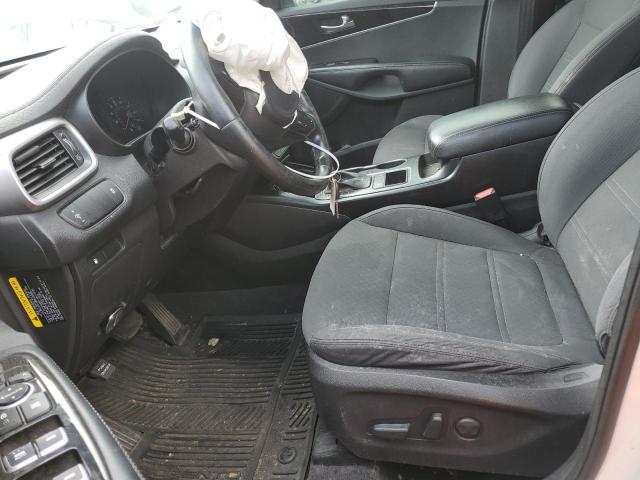Photo 7 from auction – 2016 KIA SORENTO LX with VIN 5XYPG4A34GG092728