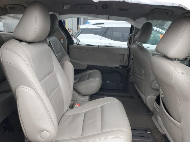 Photo 11 from auction – 2016 TOYOTA SIENNA XLE with VIN 5TDYK3DC7GS760632