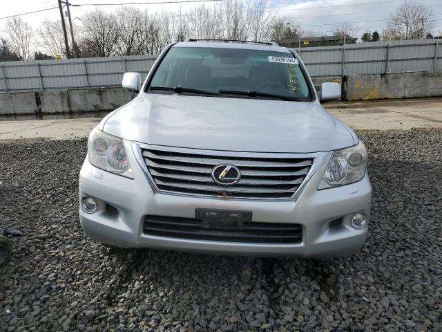 Photo 5 from auction – 2010 LEXUS LX 570 with VIN JTJHY7AX9A4050239