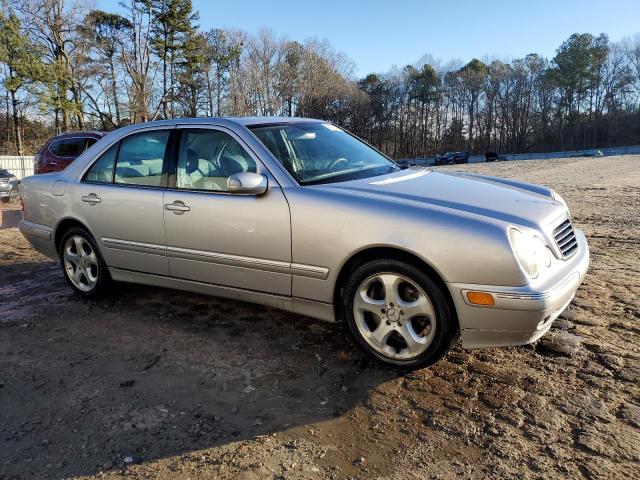Photo 4 from auction – 2002 MERCEDES-BENZ E 320 with VIN WDBJF65J02B498164