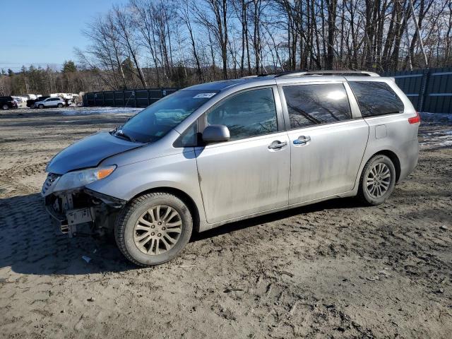 Photo 1 from auction – 2013 TOYOTA SIENNA XLE with VIN 5TDYK3DC4DS305300