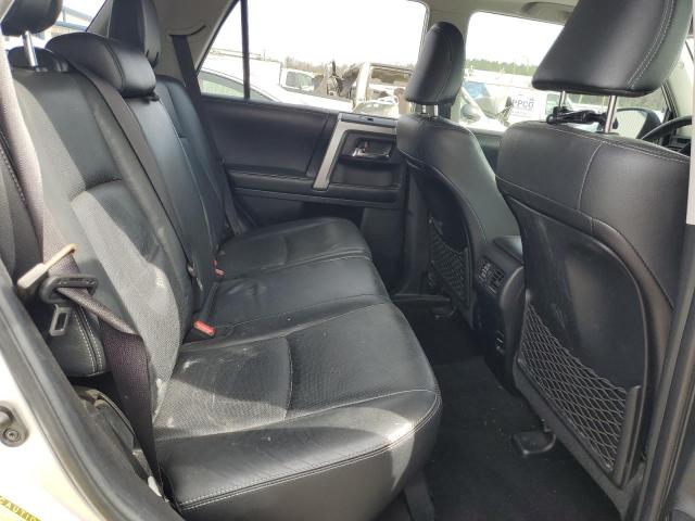 Photo 11 from auction – 2017 TOYOTA 4RUNNER SR with VIN JTEZU5JR9H5153718