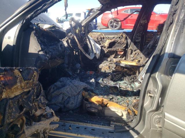Photo 7 from auction – 2000 FORD CROWN VICT with VIN 2FAFP71W3YX191496