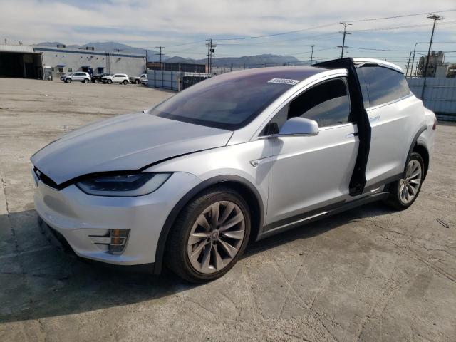 TESLA MODEL X 2016 with VIN 5YJXCBE21GF005778 - Photo from auction