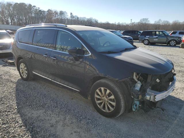 Photo 4 from auction – 2018 CHRYSLER PACIFICA with VIN 2C4RC1BG6JR120388