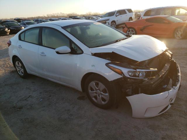 Photo 4 from auction – 2017 KIA FORTE LX with VIN 3KPFK4A79HE044377