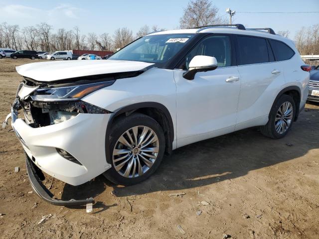 TOYOTA HIGHLANDER 2023 with VIN 5TDKDRBH2PS505940 - Photo from auction