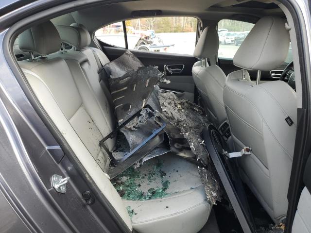 Photo 10 from auction – 2018 ACURA TLX with VIN 19UUB3F35JA004640
