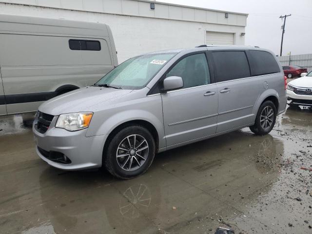 DODGE GRAND CARA 2017 with VIN 2C4RDGCG7HR824558 - Photo from auction