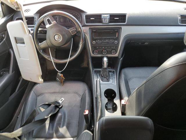 Photo 8 from auction – 2015 VOLKSWAGEN PASSAT S with VIN 1VWAT7A38FC076308