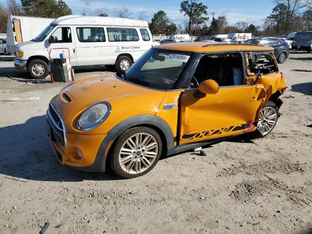 MINI COOPER S 2015 with VIN WMWXP7C59FT741116 - Photo from auction