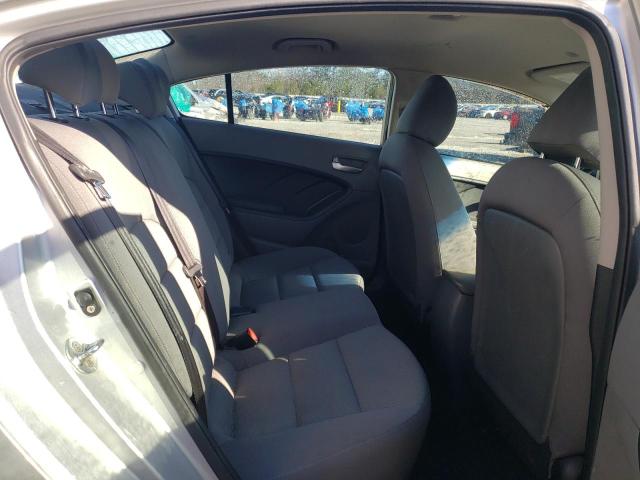 Photo 10 from auction – 2017 KIA FORTE LX with VIN 3KPFK4A70HE072309