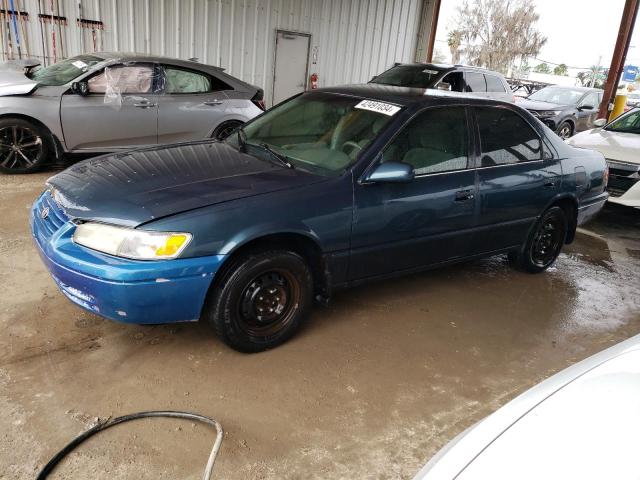 TOYOTA CAMRY CE 1997 with VIN 4T1BG22K7VU802202 - Photo from auction