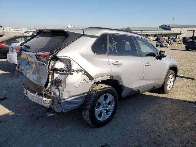 Photo 3 from auction – 2019 TOYOTA RAV4 XLE with VIN JTMW1RFV0KD506941