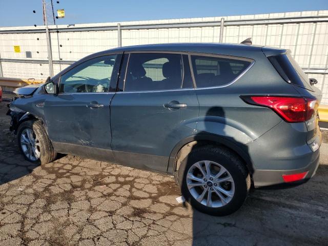 Photo 2 from auction – 2019 FORD ESCAPE SE with VIN 1FMCU9GD5KUC51781