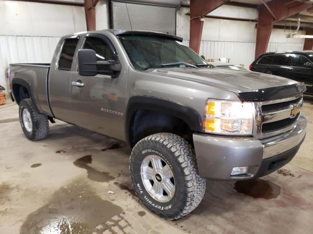 Photo 4 from auction – 2007 CHEVROLET SILVERADO with VIN 1GCEK19087Z573792