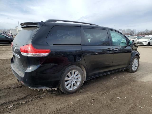 Photo 3 from auction – 2013 TOYOTA SIENNA XLE with VIN 5TDDK3DC6DS063656