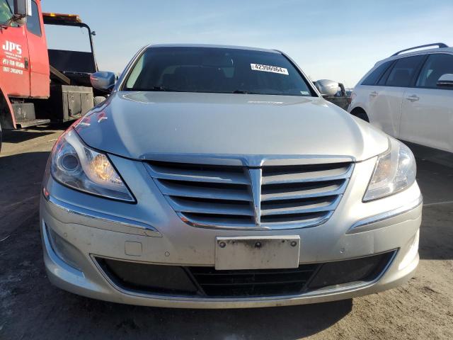 Photo 5 from auction – 2013 HYUNDAI GENESIS 3. with VIN KMHGC4DD9DU229877
