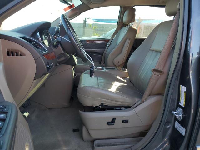 Photo 7 from auction – 2016 CHRYSLER TOWN & COU with VIN 2C4RC1BG0GR149037