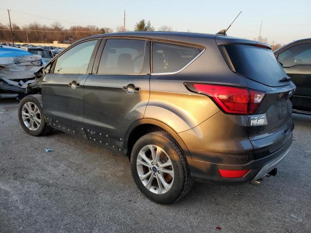 Photo 2 from auction – 2019 FORD ESCAPE SE with VIN 1FMCU0GD2KUB53609