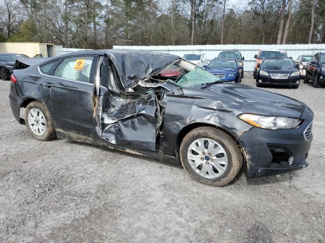Photo 4 from auction – 2019 FORD FUSION S with VIN 3FA6P0G75KR159856