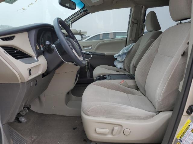 Photo 7 from auction – 2017 TOYOTA SIENNA LE with VIN 5TDKZ3DC7HS807080
