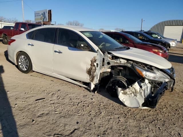 Photo 4 from auction – 2016 NISSAN ALTIMA 2.5 with VIN 1N4AL3AP2GC115934