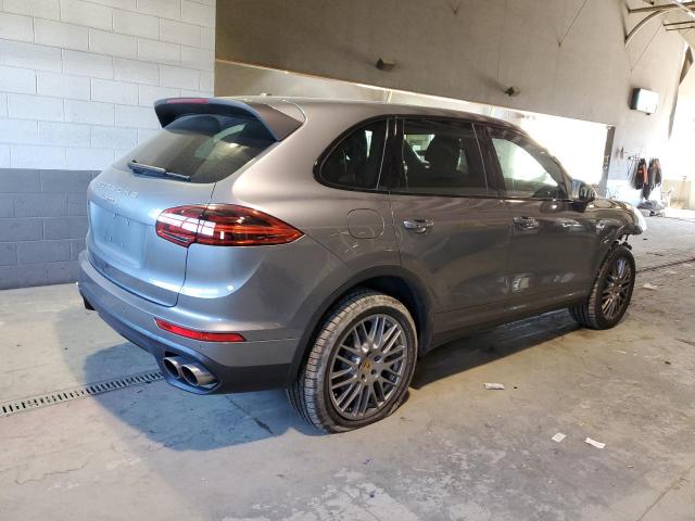 Photo 3 from auction – 2017 PORSCHE CAYENNE S with VIN WP1AB2A21HLA53258