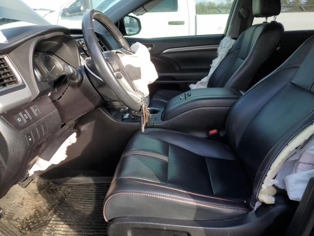 Photo 7 from auction – 2019 TOYOTA HIGHLANDER with VIN 5TDJZRFH6KS977705