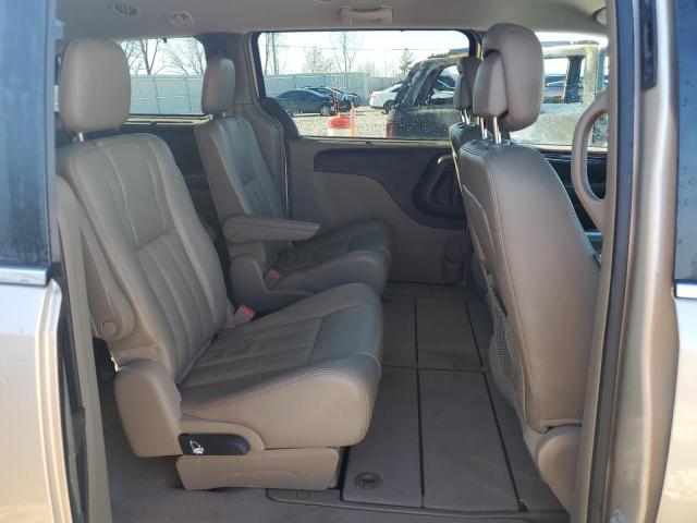 Photo 11 from auction – 2012 CHRYSLER TOWN & COU with VIN 2C4RC1CG5CR362414