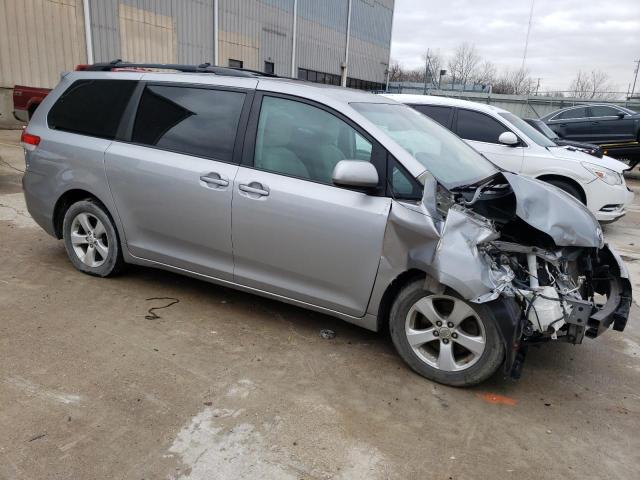 Photo 4 from auction – 2011 TOYOTA SIENNA LE with VIN 5TDKK3DC6BS040835
