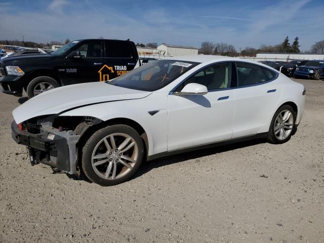 TESLA MODEL S 90 2015 with VIN 5YJSA1V13FF098660 - Photo from auction