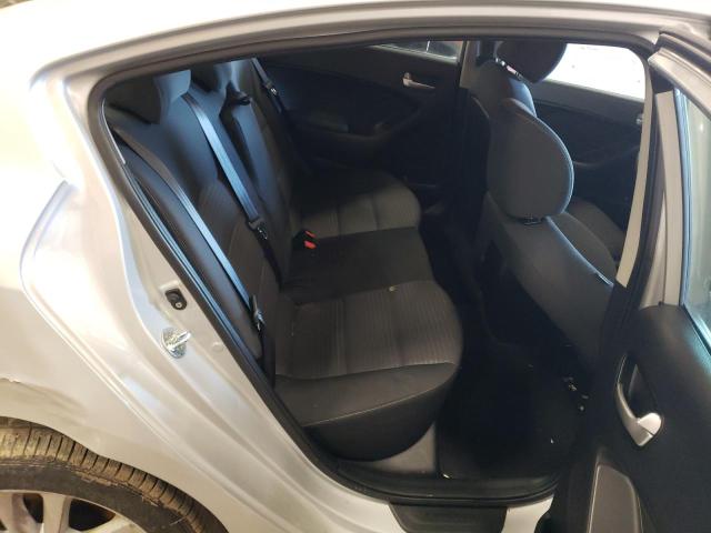 Photo 10 from auction – 2017 KIA FORTE LX with VIN 3KPFL4A76HE125866