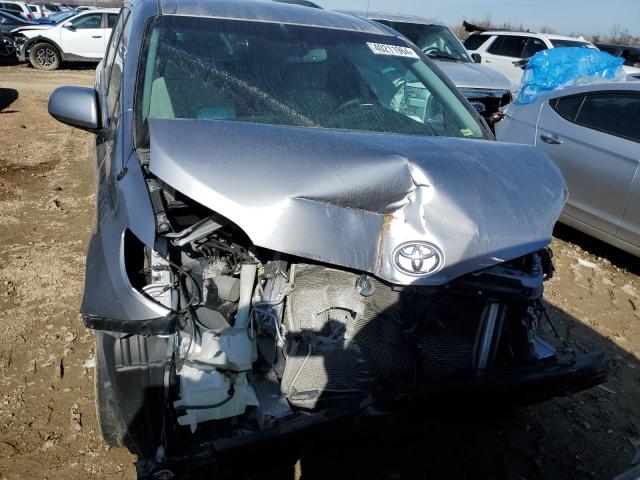 Photo 5 from auction – 2011 TOYOTA SIENNA LE with VIN 5TDKK3DC8BS037029