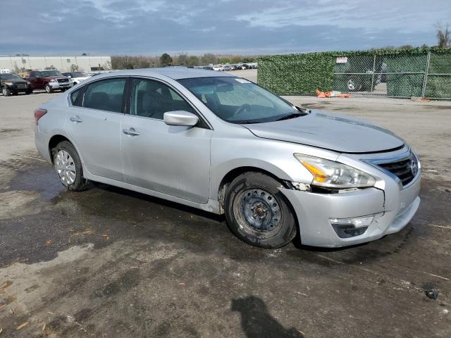 Photo 4 from auction – 2015 NISSAN ALTIMA 2.5 with VIN 1N4AL3AP0FC450270