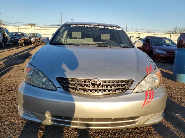 Photo 5 from auction – 2004 TOYOTA CAMRY LE with VIN 4T1BF30K34U068006
