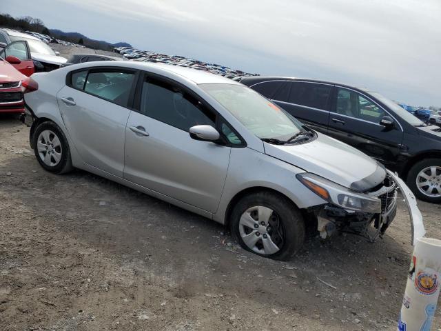 Photo 4 from auction – 2018 KIA FORTE LX with VIN 3KPFK4A78JE169537