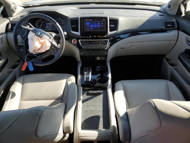 Photo 8 from auction – 2017 HONDA PILOT TOUR with VIN 5FNYF5H96HB011700