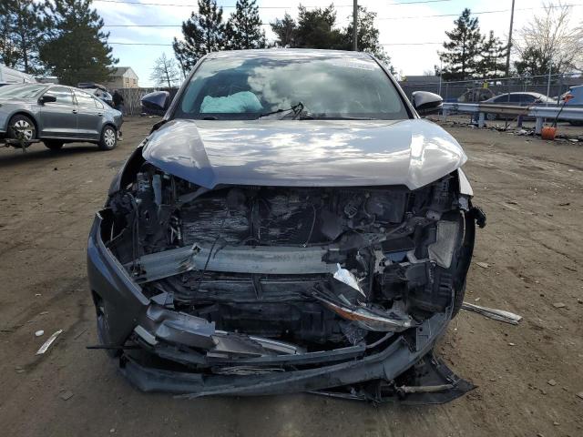 Photo 5 from auction – 2017 TOYOTA HIGHLANDER with VIN 5TDBZRFH5HS366707