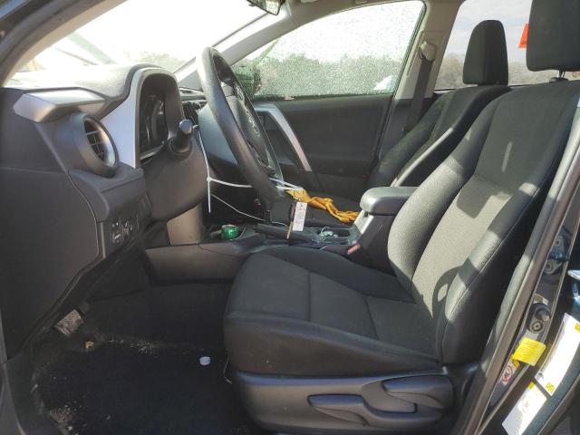 Photo 7 from auction – 2017 TOYOTA RAV4 LE with VIN JTMZFREV4HJ131386