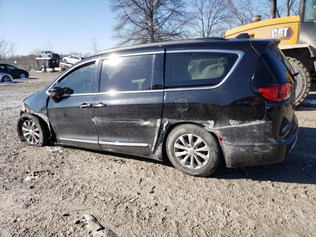Photo 2 from auction – 2017 CHRYSLER PACIFICA T with VIN 2C4RC1BGXHR527690