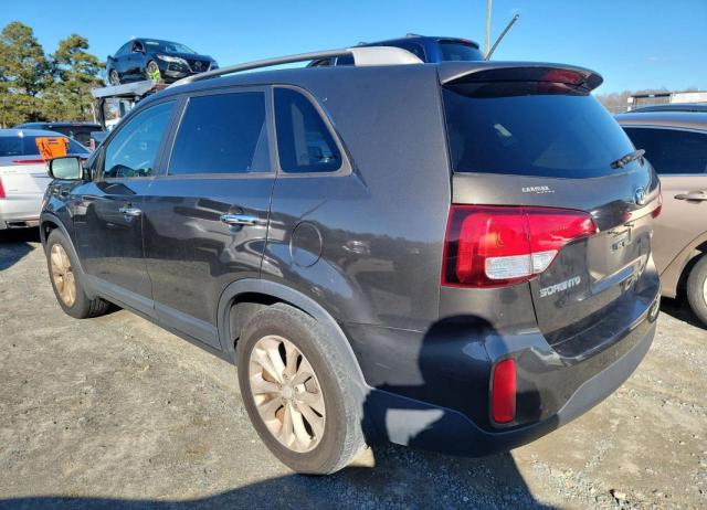 Photo 3 from auction – 2015 KIA SORENTO EX with VIN 5XYKU4A79FG573594