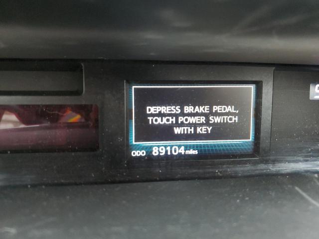 Photo 9 from auction – 2015 TOYOTA PRIUS V with VIN JTDZN3EU2FJ020159