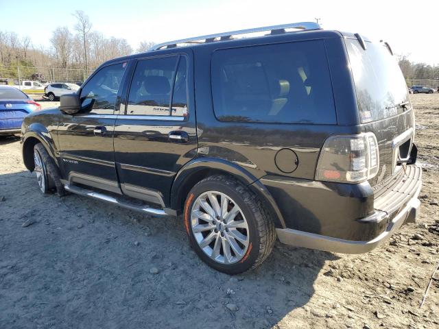 Photo 2 from auction – 2004 LINCOLN NAVIGATOR with VIN 5LMFU28R34LJ35239
